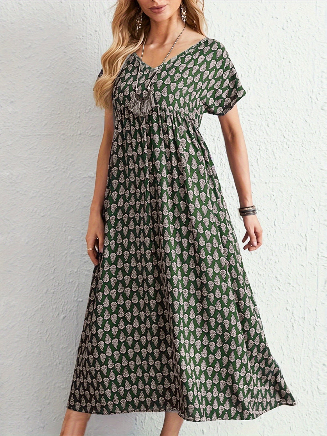 GRACE  | STYLISH V-NECK DRESS