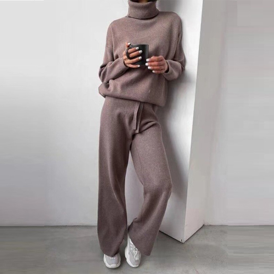 Mary™ Turtleneck Set