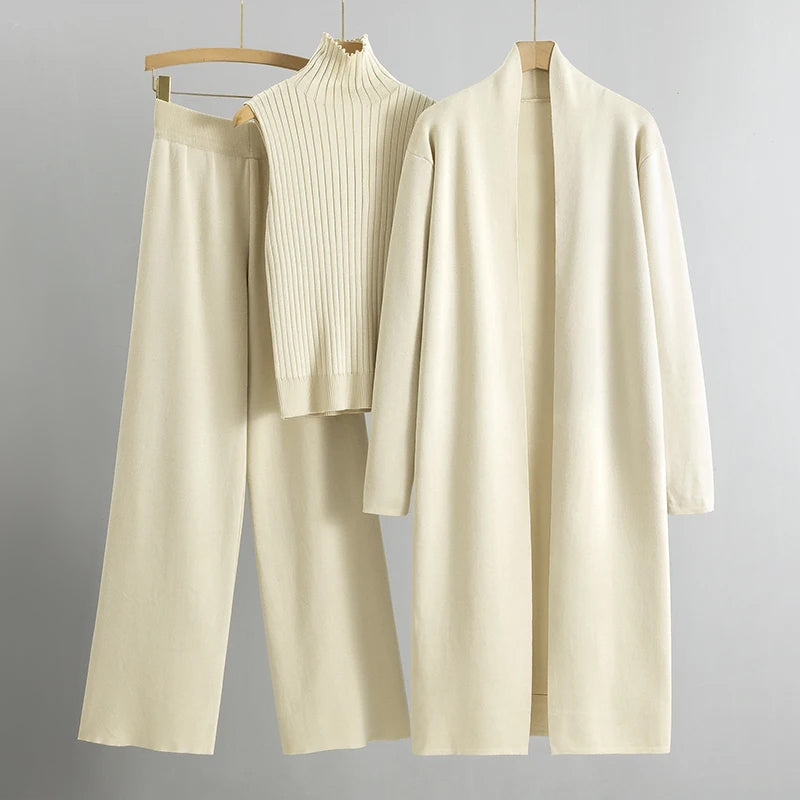 Mary™ Three-piece set