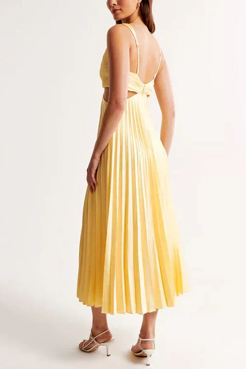 Cassandra - Attractive Sleeveless Dress